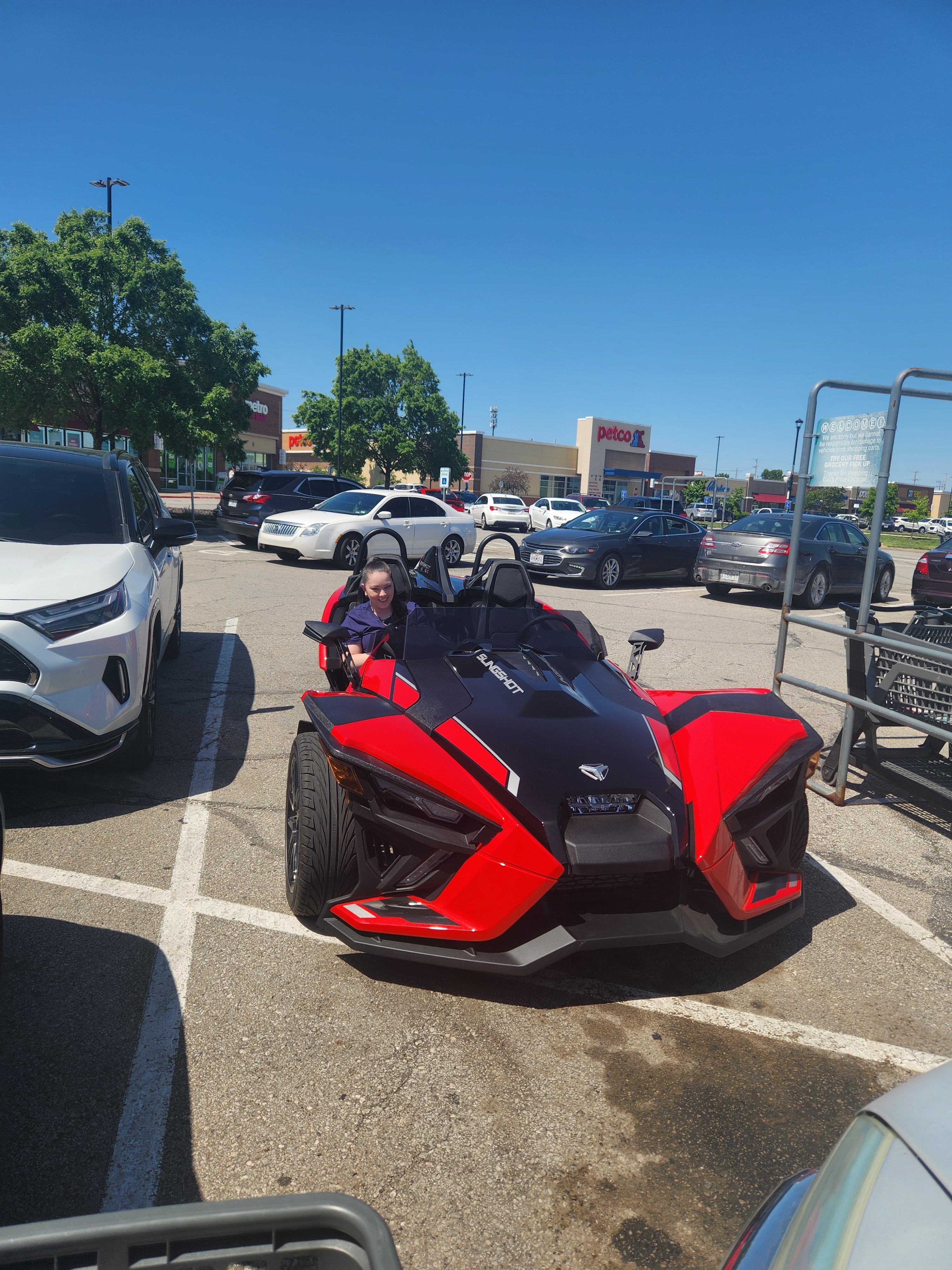 Polaris Slingshot 2024 in Grandview, MO