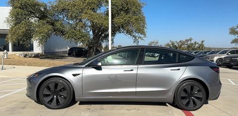 Tesla Model 3 2025