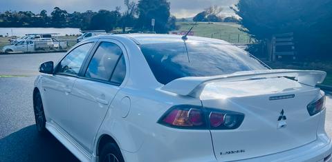 Mitsubishi LANCER 2016