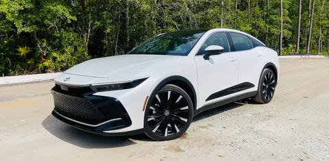 Toyota Crown 2024