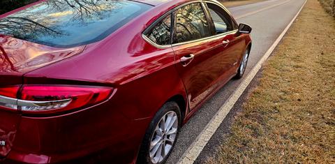 Ford Fusion Hybrid 2019