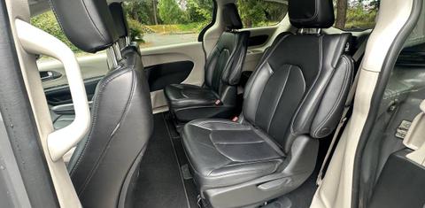 Chrysler Pacifica 2023