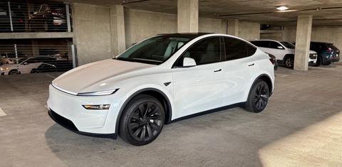 Tesla Model Y 2026