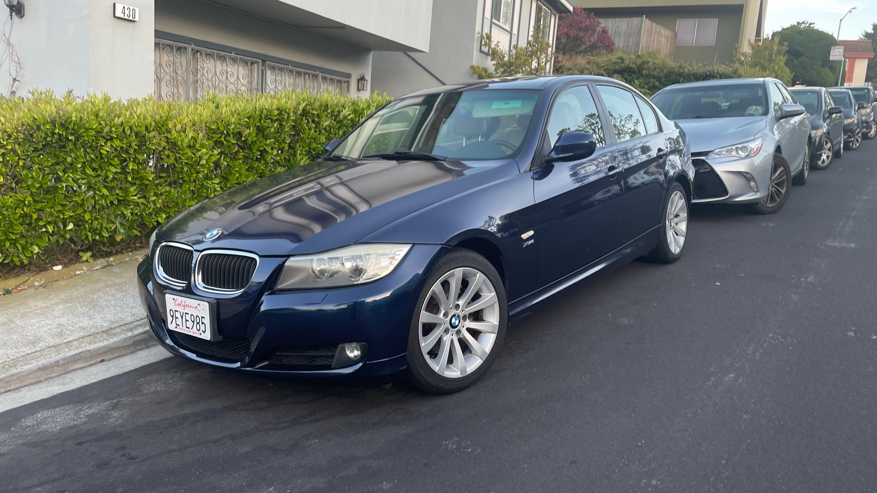 BMW 3 Series 2011 in 