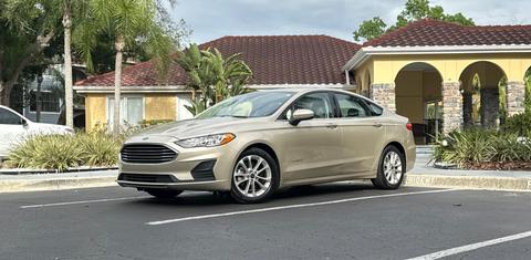 Ford Fusion Hybrid 2019