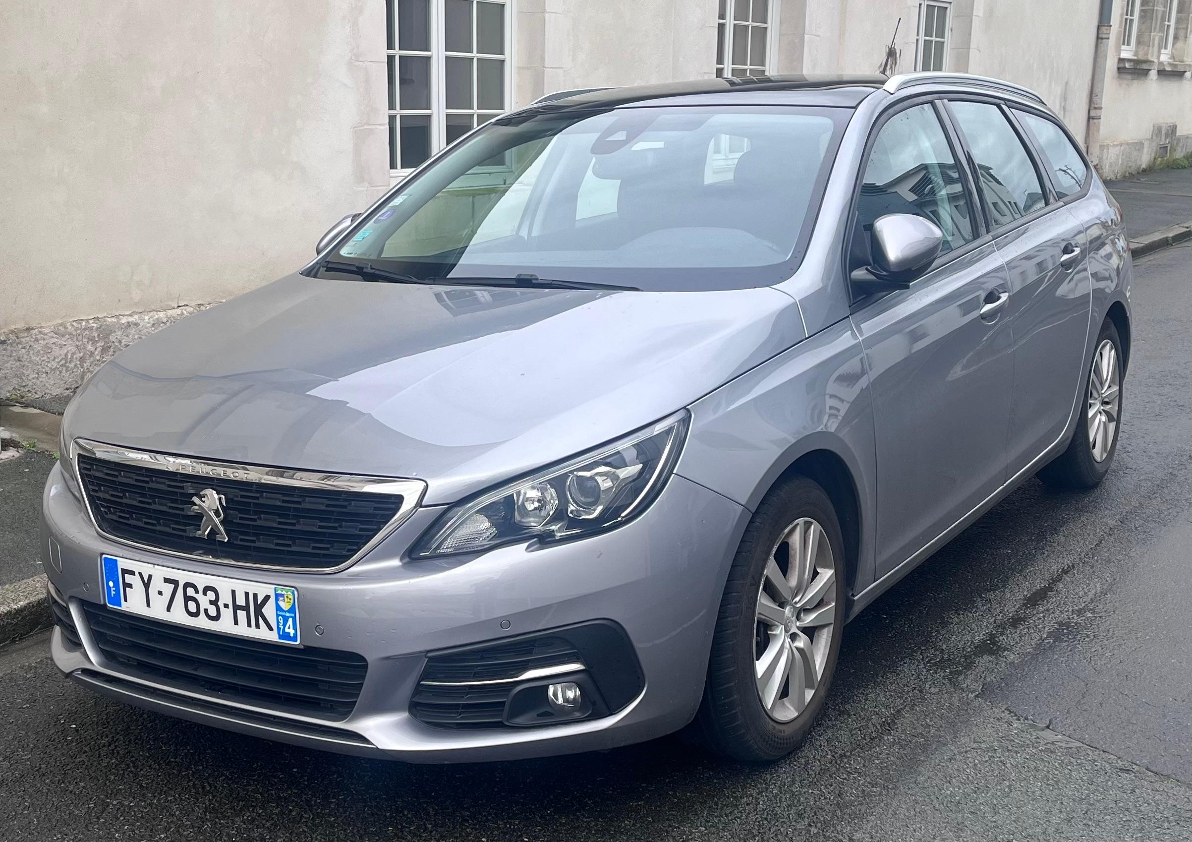 Peugeot 308 2020 à La Rochelle