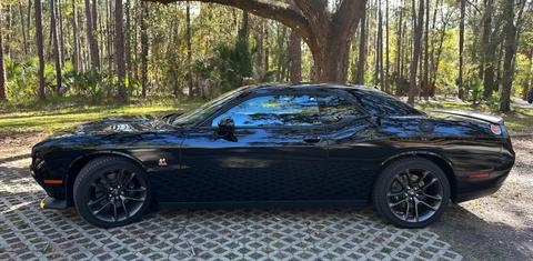 Dodge Challenger 2023