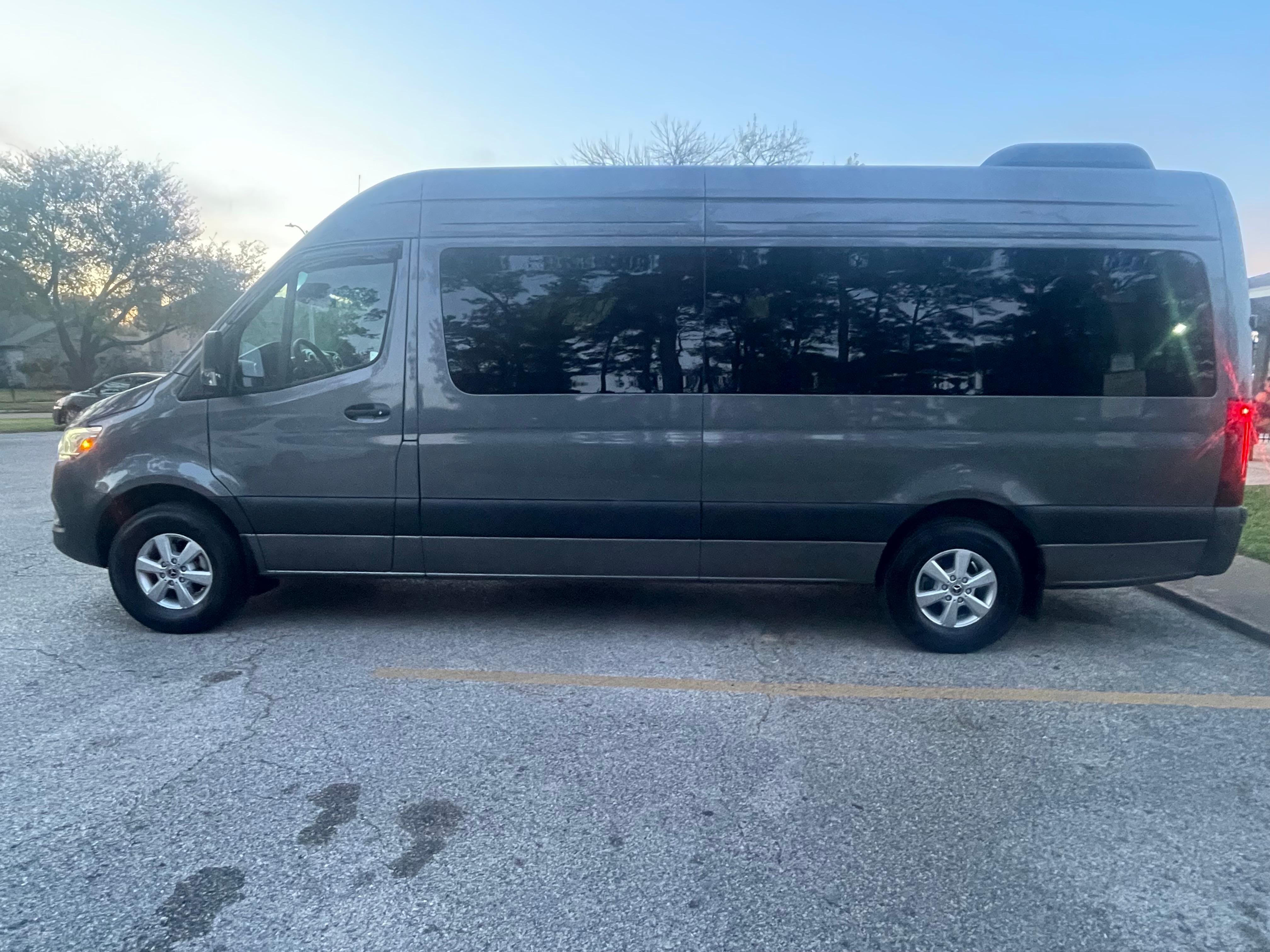 Mercedes-Benz Sprinter 2024 in Houston, TX