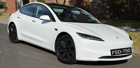 Tesla MODEL 3 2025
