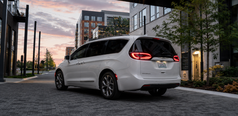 Chrysler Pacifica 2017