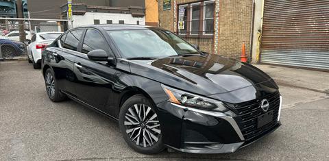 Nissan Altima 2025