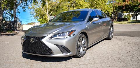 Lexus ES 2019