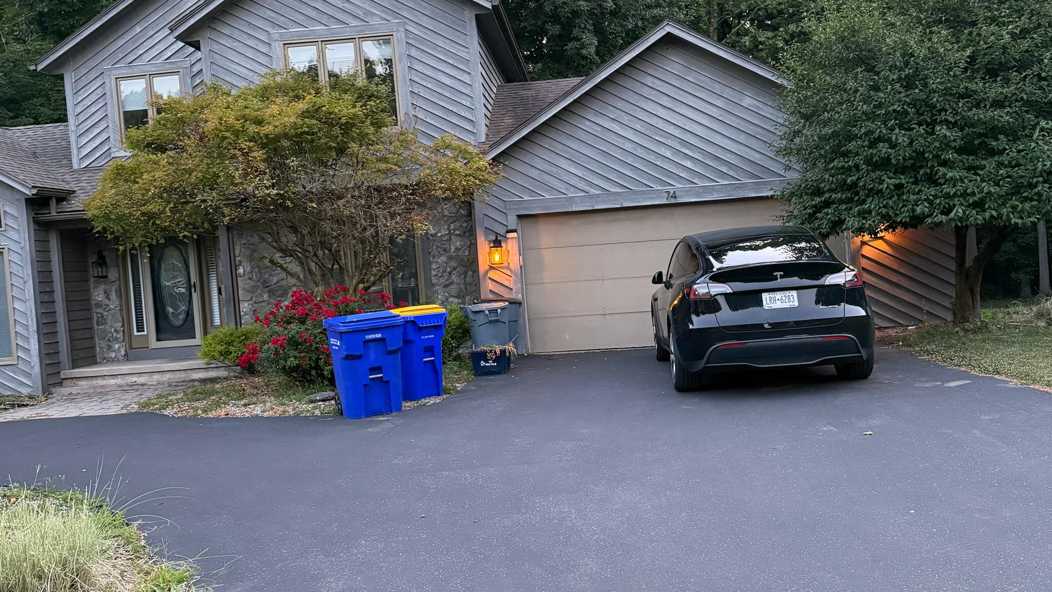 Tesla Model Y 2023 in Rochester, NY