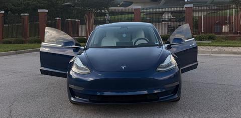 Tesla Model 3 2020