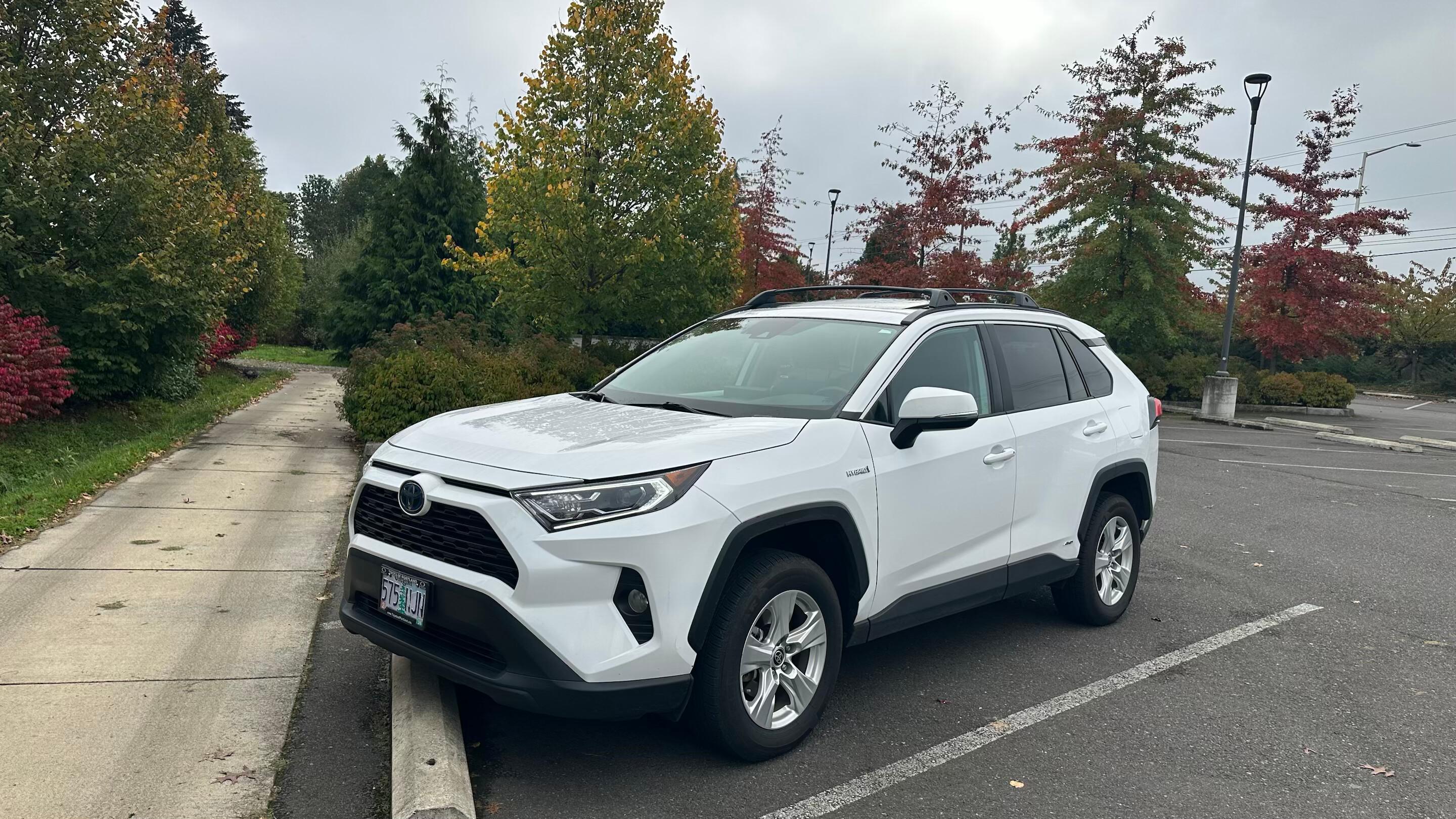 Toyota RAV4 Hybrid 2021 in Portland, OR