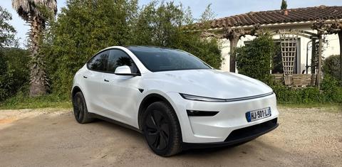 Tesla MODEL Y 2026