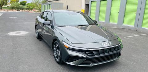 Hyundai Elantra 2025