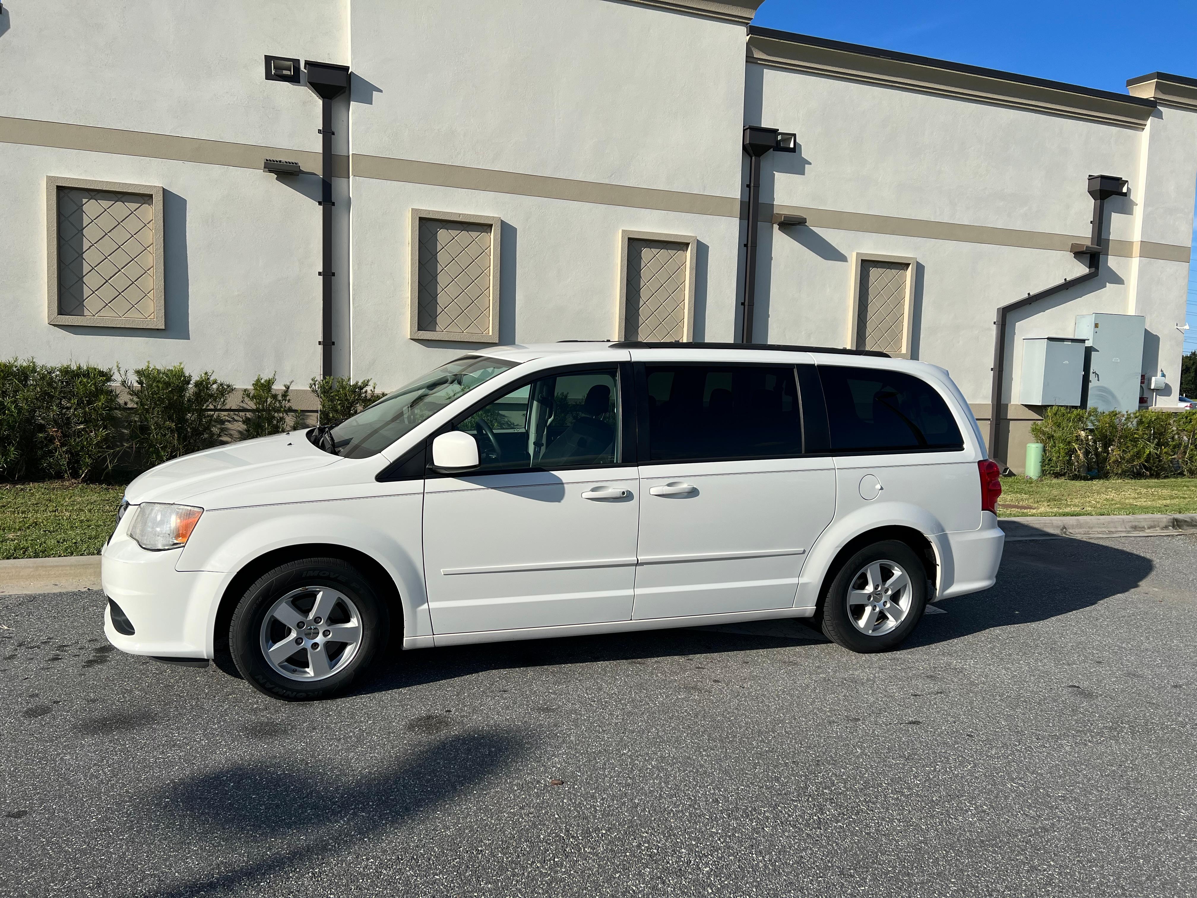Dodge Grand Caravan 2012 in Orlando, FL