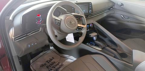 Hyundai Elantra 2023