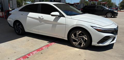 Hyundai Elantra 2025
