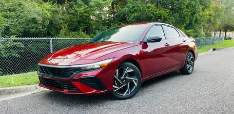 Hyundai Elantra 2025