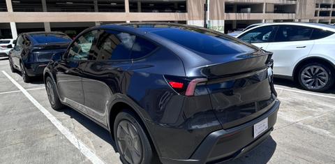 Tesla Model Y 2026