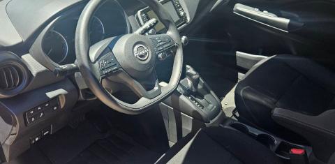 Nissan Kicks Play 2025