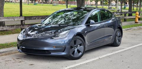 Tesla Model 3 2023