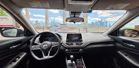 Nissan Altima 2024