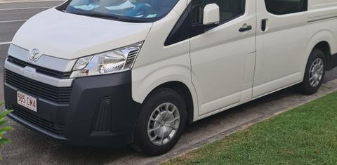 Toyota HIACE 2021