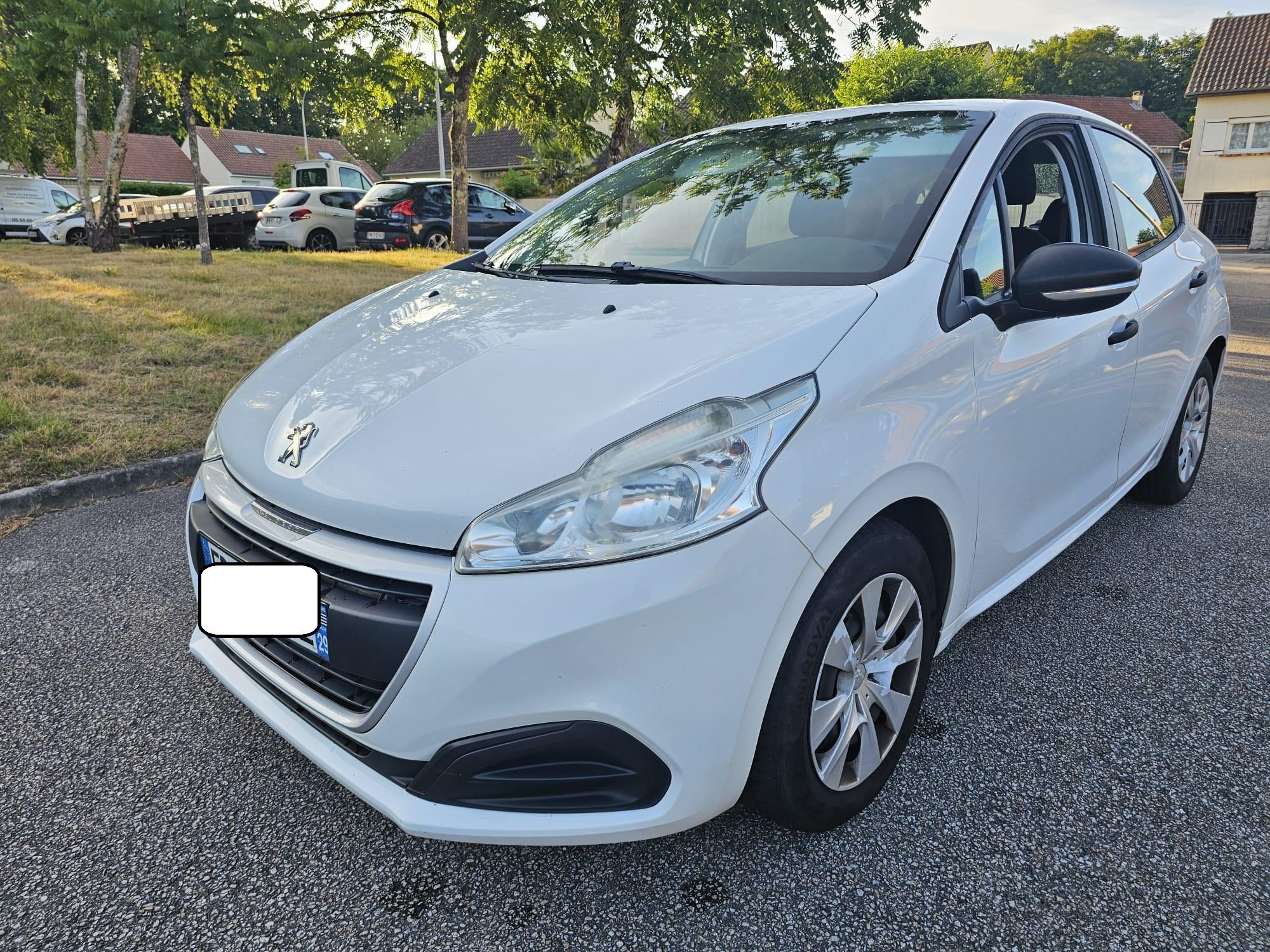 Peugeot 208 2016 à Limoges