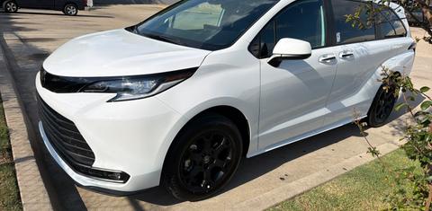 Toyota Sienna 2026