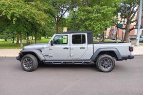 Jeep Gladiator car