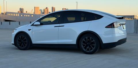 Tesla Model X 2023
