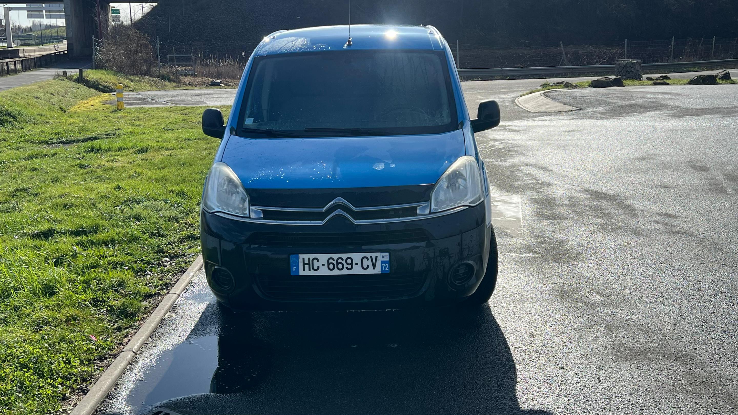 Citroen BERLINGO FOURGON 2013 à Le Mans