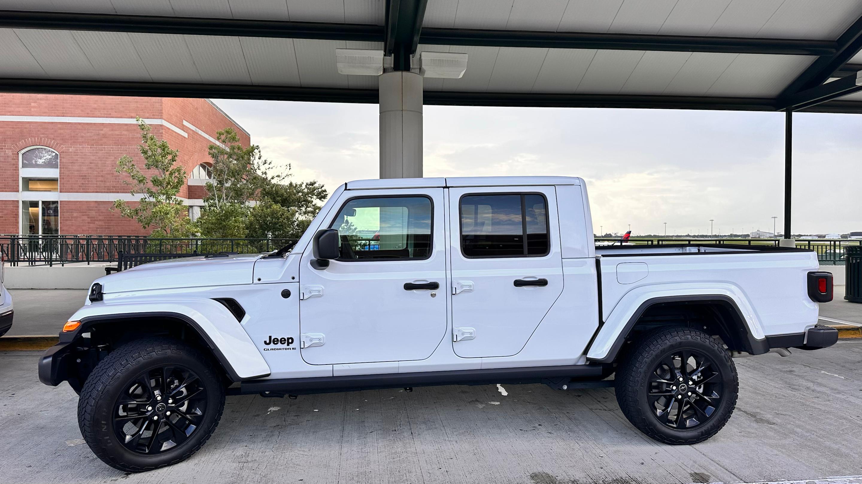 Jeep Gladiator 2025 in Hilton Head Island, SC