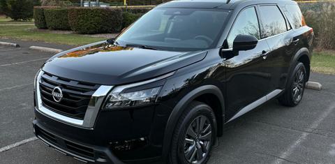 Nissan Pathfinder 2025