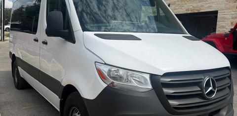 Mercedes-Benz Sprinter 2024