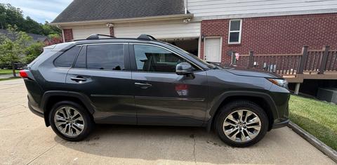 Toyota RAV4 2024