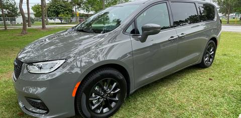 Chrysler Pacifica 2022