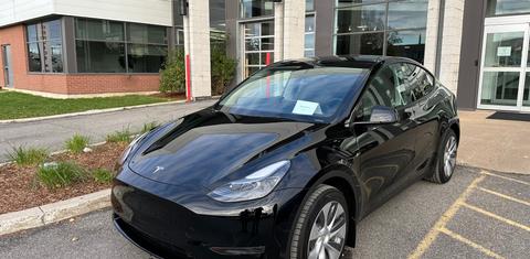 Tesla Model Y 2023
