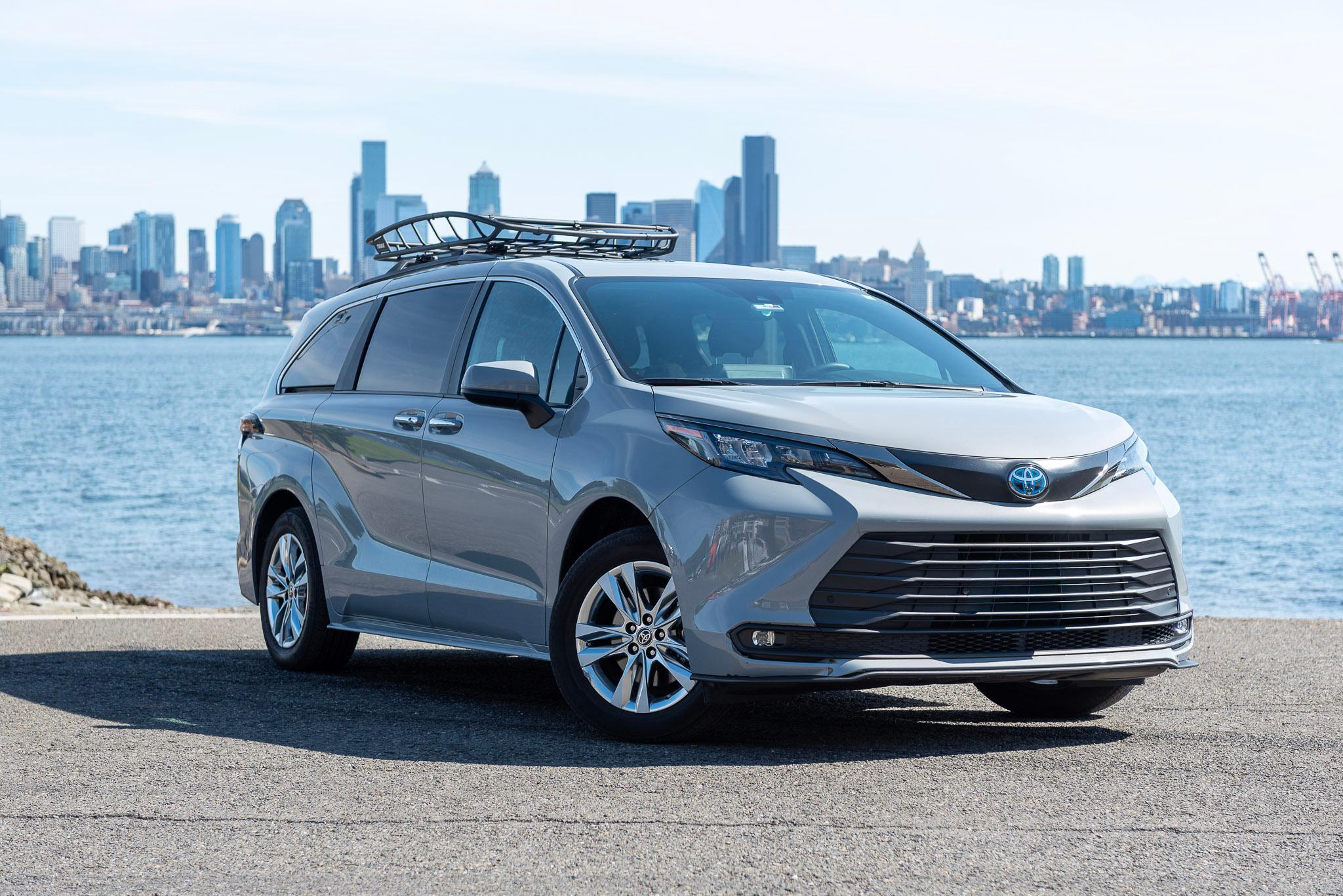 Toyota Sienna 2023 in SeaTac, WA