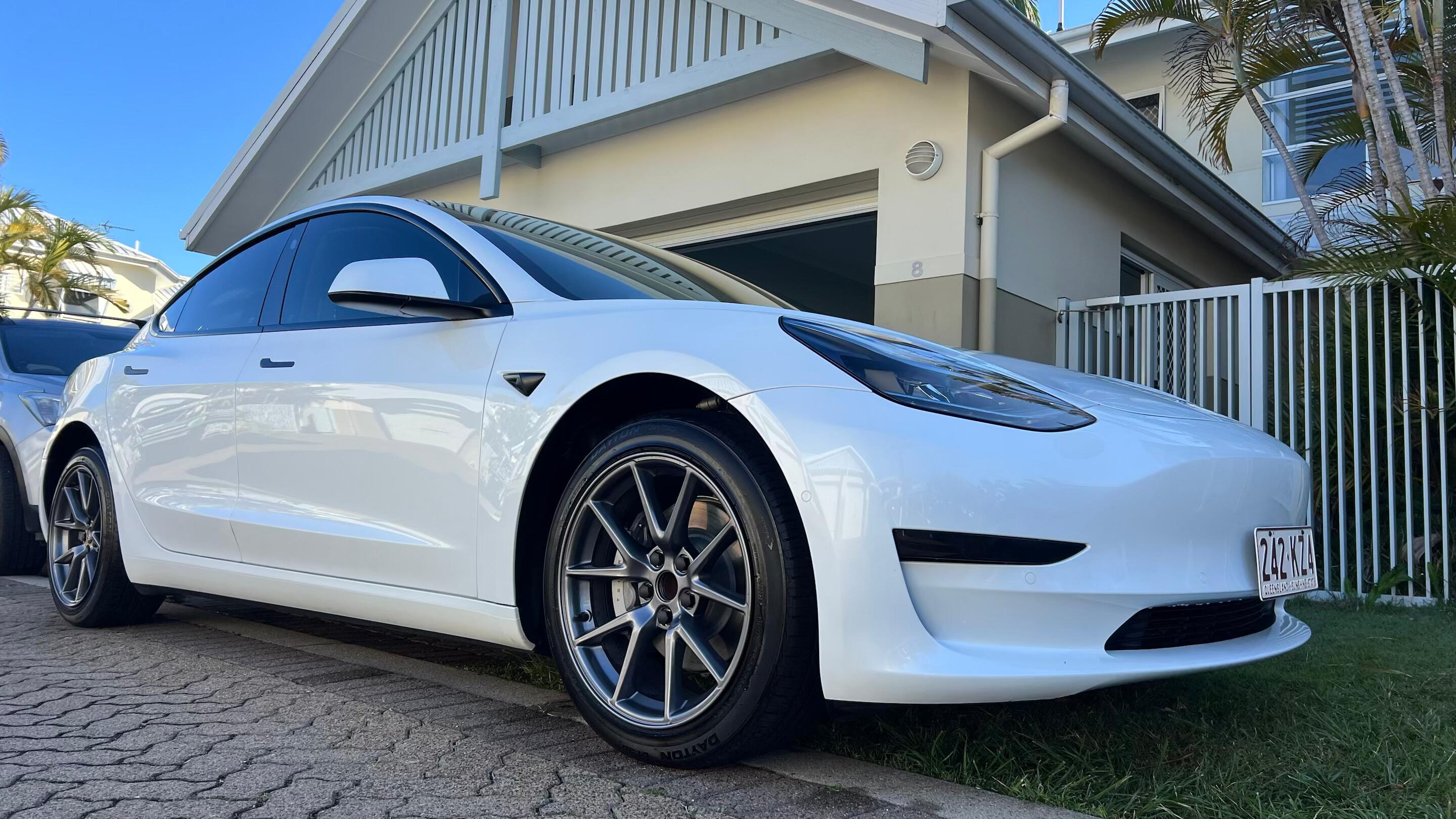 Tesla MODEL 3 2022 in Mermaid Beach