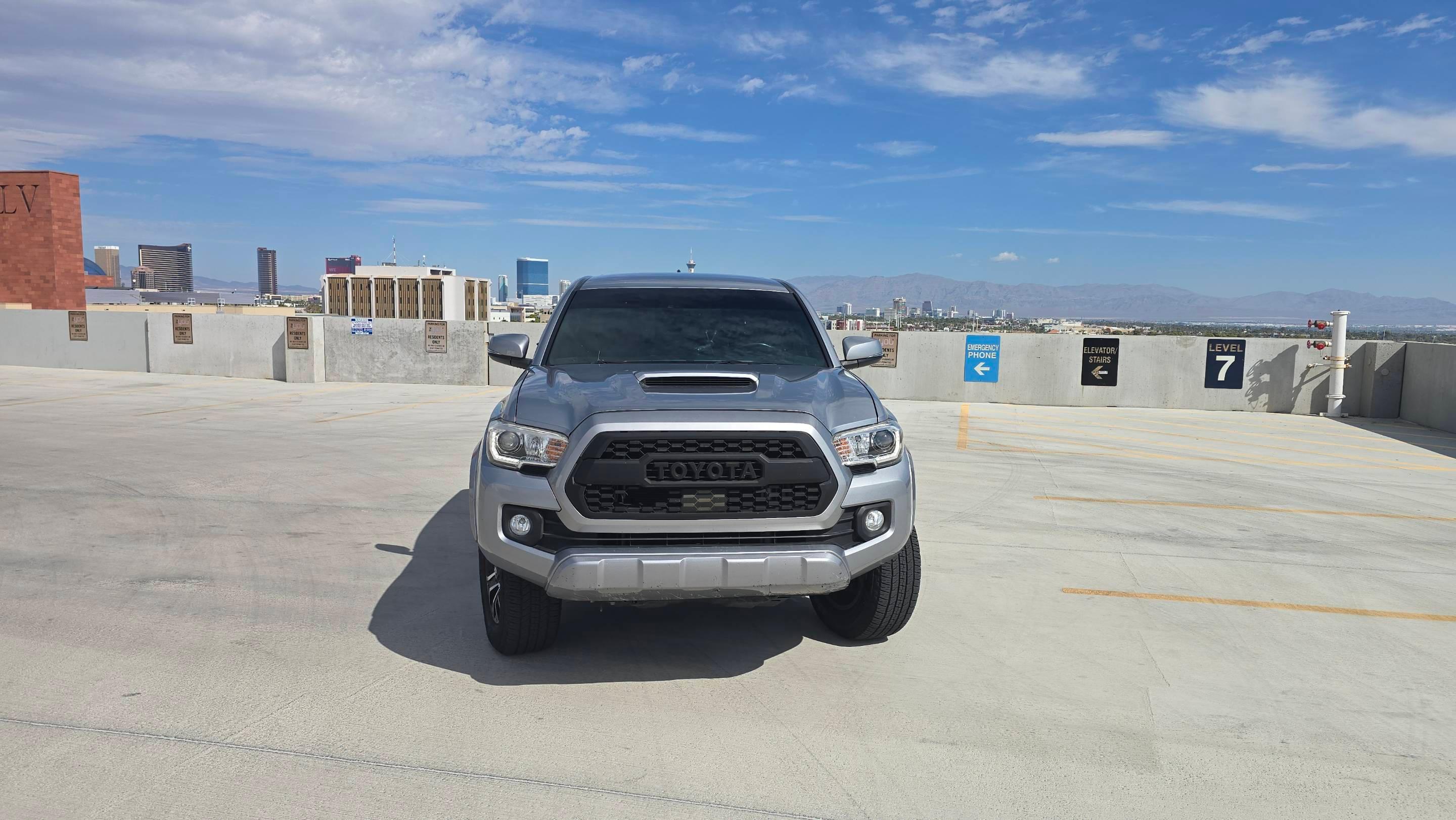 Toyota Tacoma 2021 in Las Vegas, NV