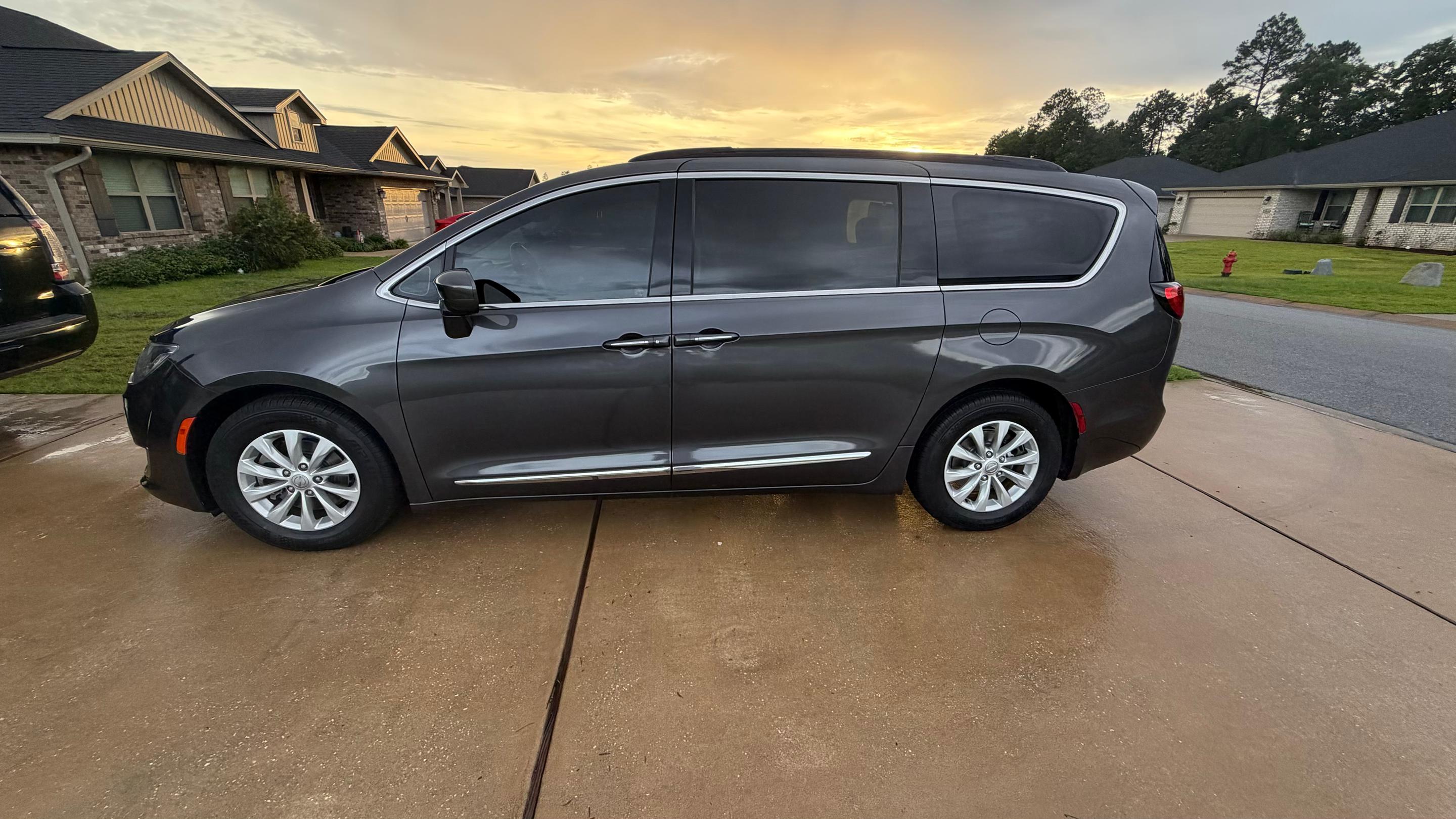 Chrysler Pacifica 2017 in Fort Walton Beach, FL