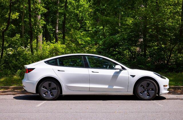 Tesla Model 3 2023 in Tampa, FL