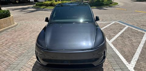 Tesla Model Y 2026