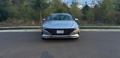 Hyundai Elantra 2021