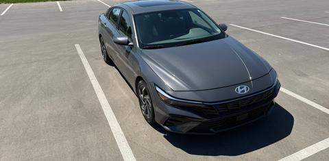 Hyundai Elantra 2025