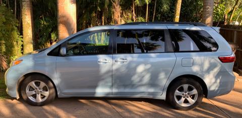 Toyota Sienna 2016